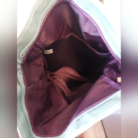 Doterra Convention Backpack 2020 Mint & Dark Purple Lining 6 Pockets NWOT - Picture 6 of 12